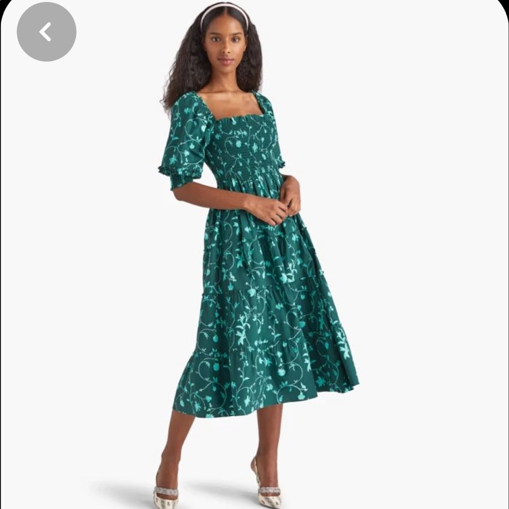 Hill House Nesli Nap Dress in Green Botanical- size large